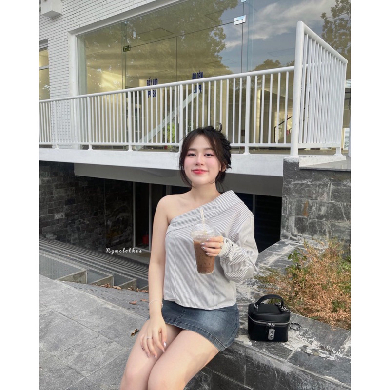 Áo lệch vai kẻ sọc nymclothes nym