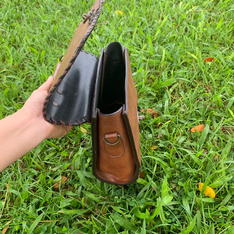 Túi da thật đeo chéo, cắp nách, xách tay màu nâu vàng