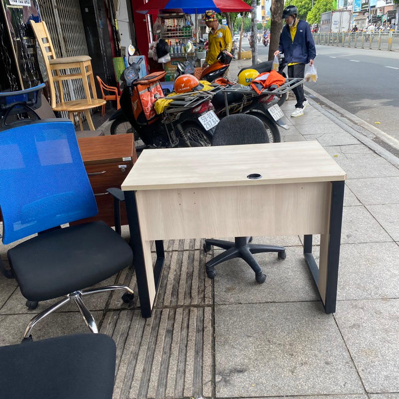 Bàn Làm Việc thanh lý