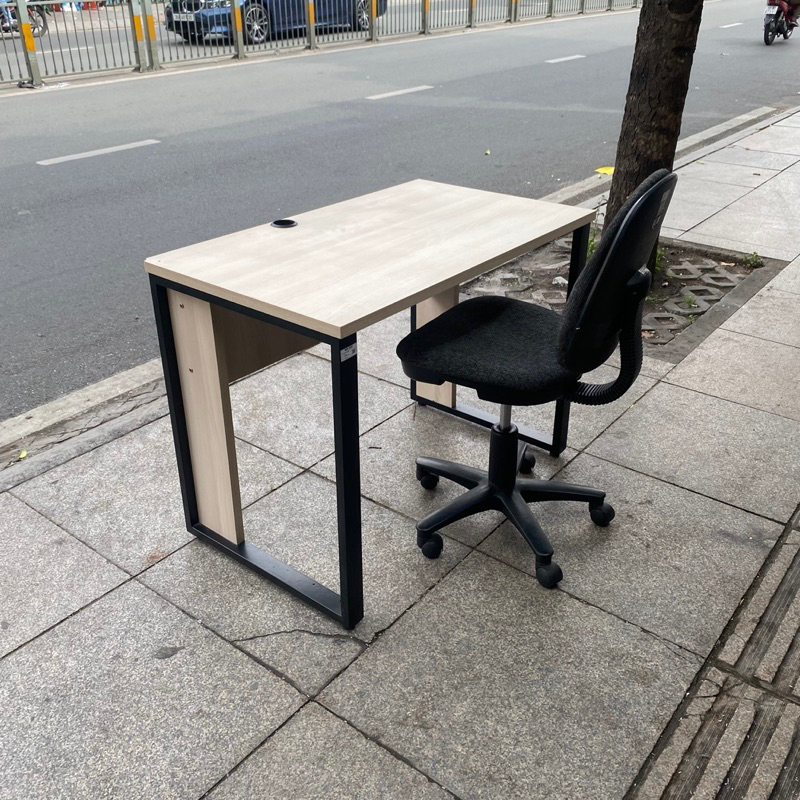 Bàn Làm Việc thanh lý