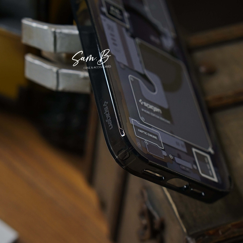 SPIGEN Ultra Hybrid Zero One MagFit Frosted Case  Cho iPhone 12 trở lên