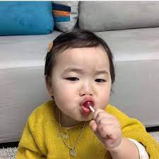 Combo 10 Que Kẹo Mút Popcan Disney Vị Ngẫu Nhiên Nhật Bản