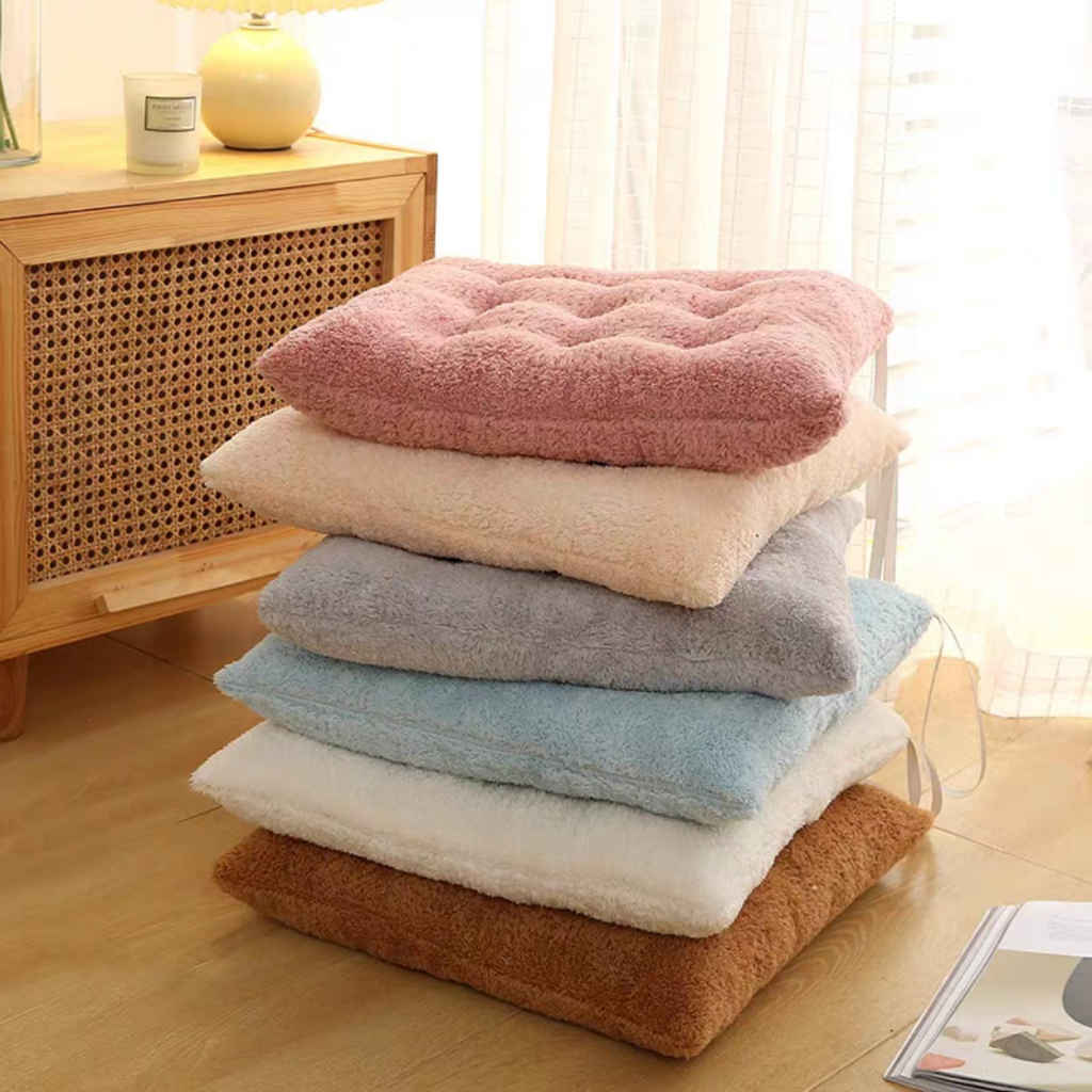 Đệm ngồi bệt, đệm lót ghế hình bánh quy, có dây cột cố định vào ghế
