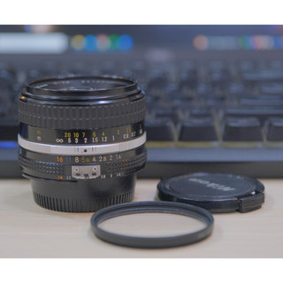 nikkor 50mm f1.4 AIS - ống kính nikon 50 f1.4 đời AIS