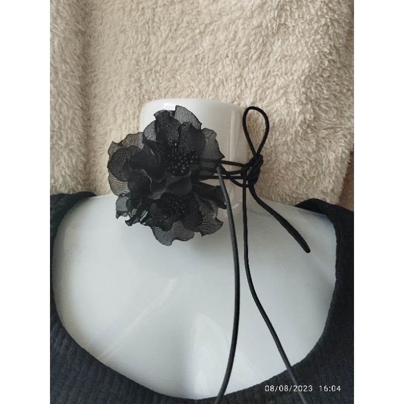 Hoa cột cổ handmade Joli màu đen