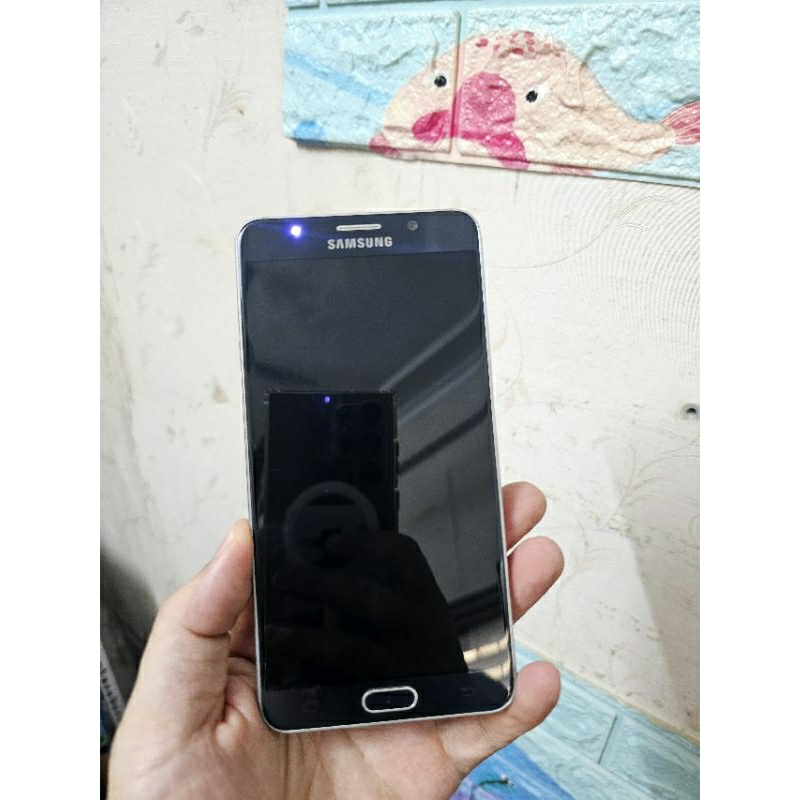 Samsung Galaxy Note 5, bật vẫn lên nhưg màn ko thấy lên