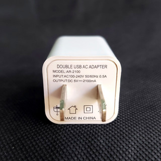 Củ Sạc cổng USB 1A / 2.1A model AR-2100 (Trắng)
