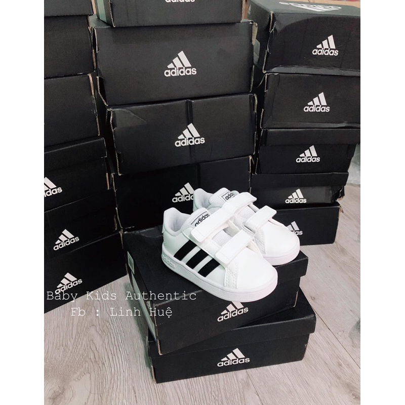 Giày Trắng Adidas