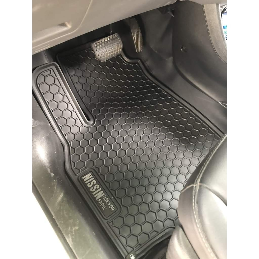 Thảm Lót Sàn Cao Su Xe Vinfast Fadil Cao Cấp Màu Đen