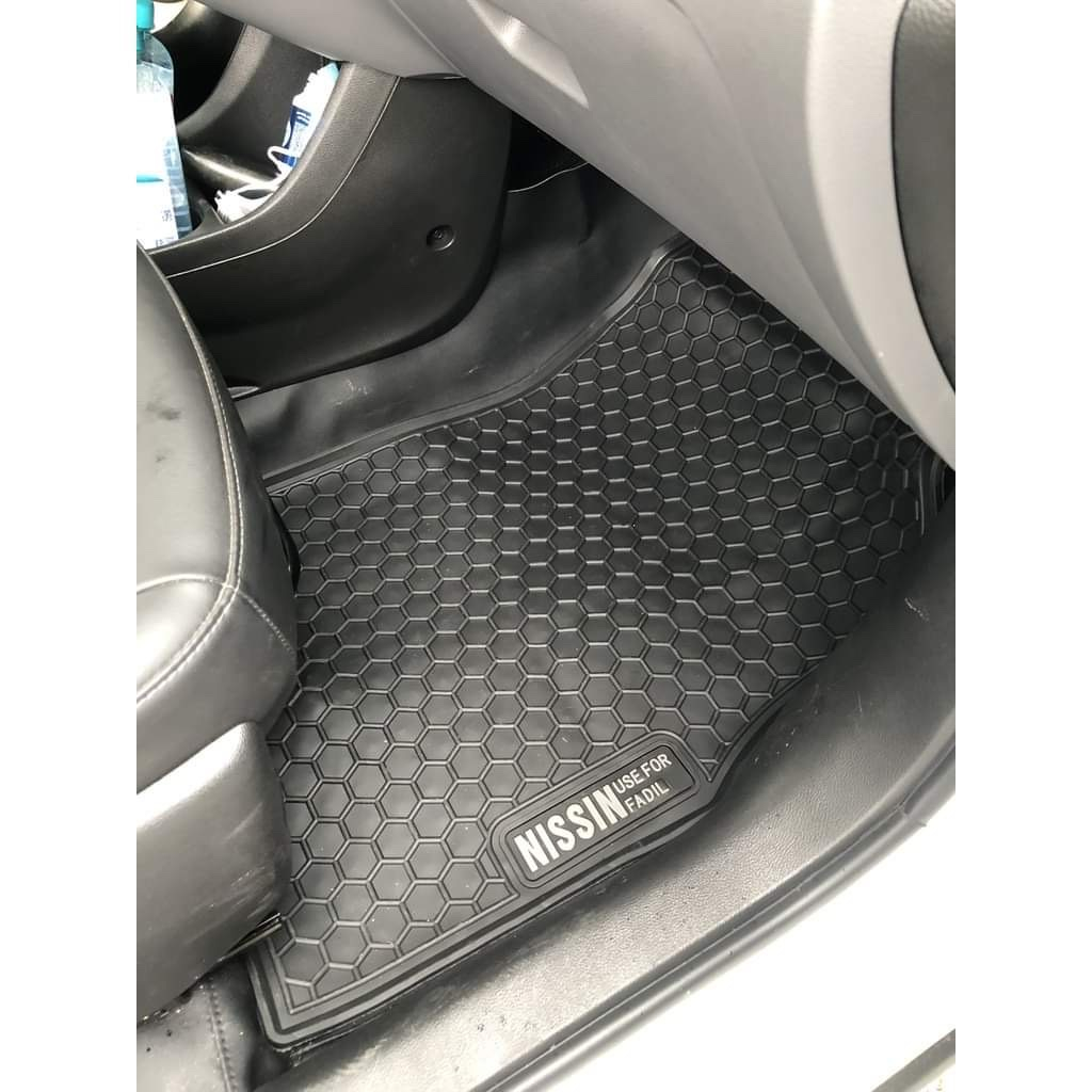 Thảm Lót Sàn Cao Su Xe Vinfast Fadil Cao Cấp Màu Đen