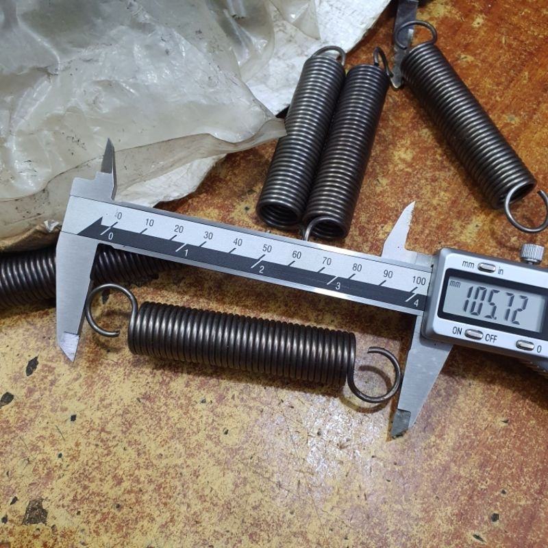 Lò xo kéo 18*2*70mm