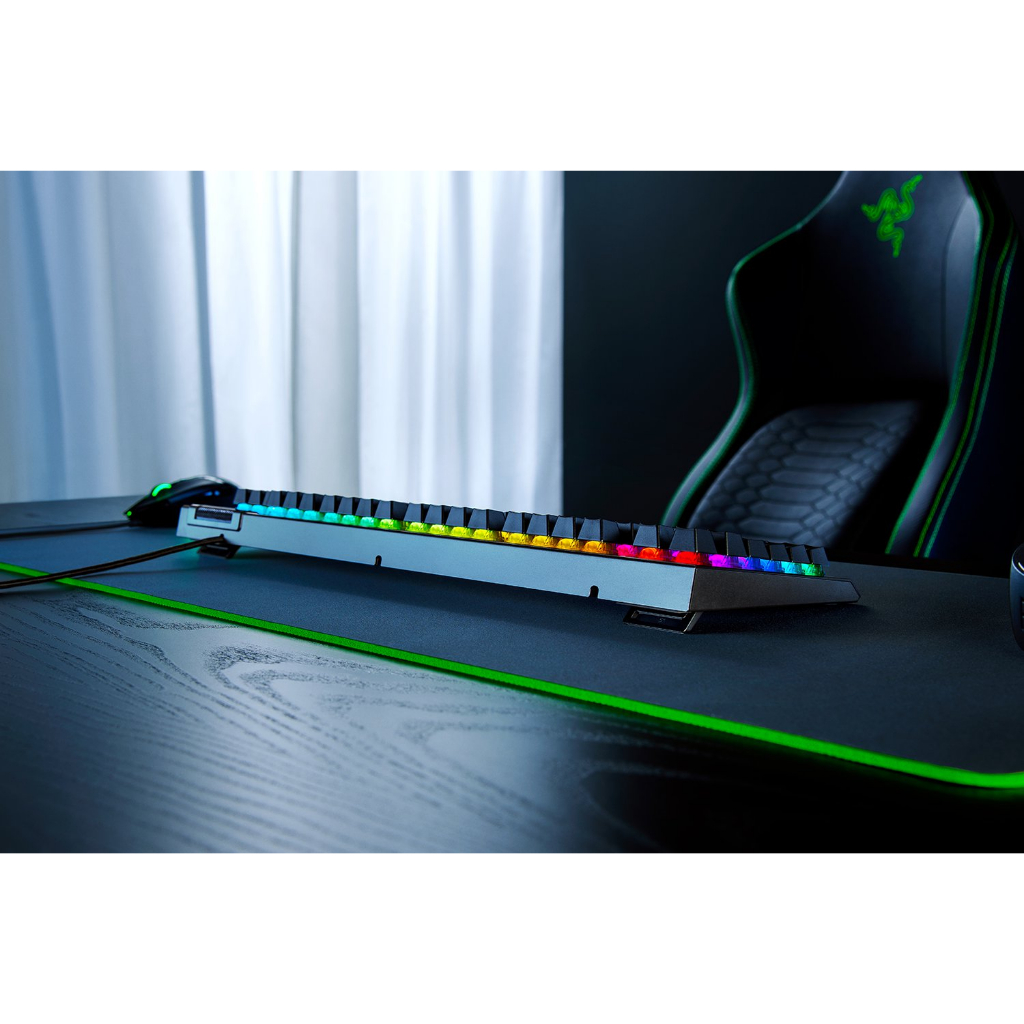 BÀN PHÍM CƠ GAMING CÓ DÂY RAZER BLACKWIDOW V4 X