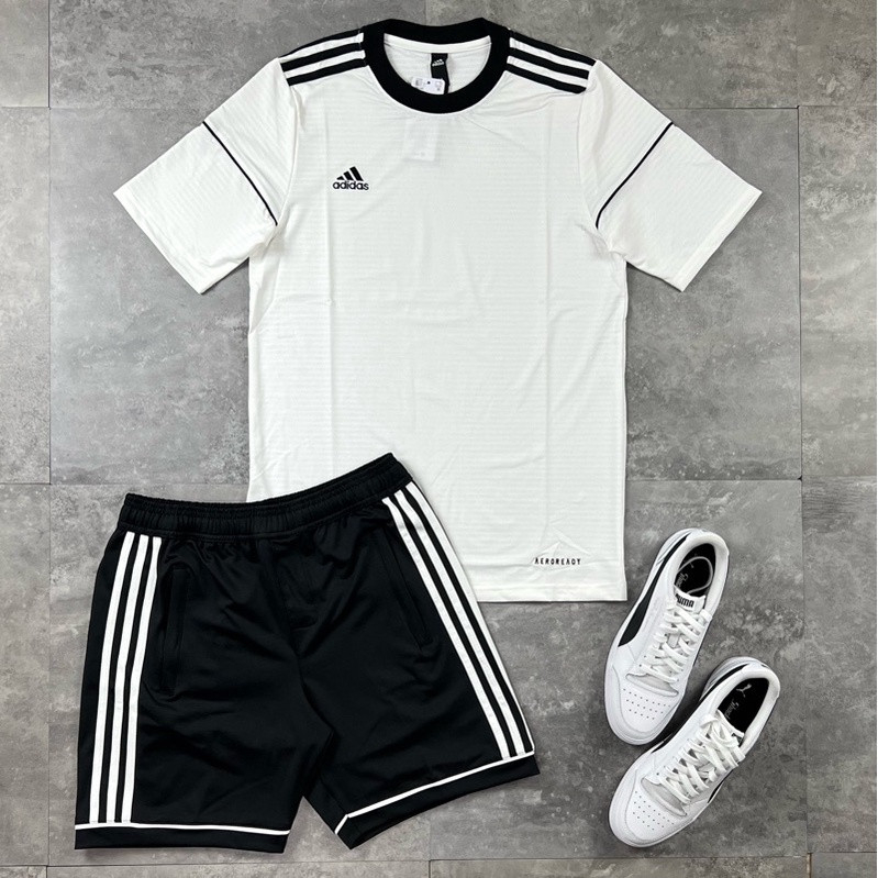 Bộ thể thao nam mùa hè cao cấp với chất vải thun co giãn 4 chiều, năng động, thời trang.