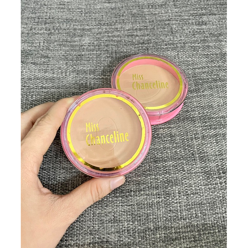 Phấn phủ nén siêu mịn Miss Chanceline