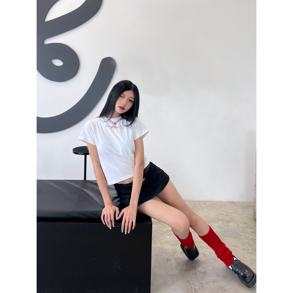 Aither Studio Áo Baby Tee DREAMGIRL Black/White