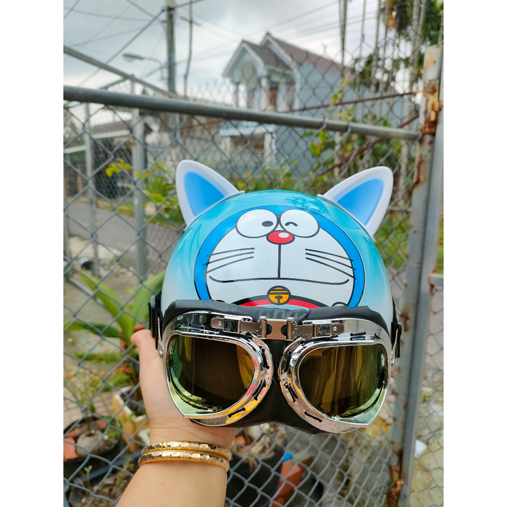 Nón bảo hiểm in hình doremon kèm kính phi công+tặng tai mèo