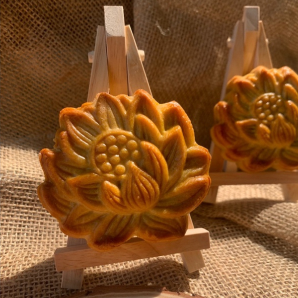 Kệ để tranh, giá để tranh mini, giá vẽ tranh số hoá, đính đá, bưu thiếp để bàn trang trí gấp gọn Shop Gỗ Xinh