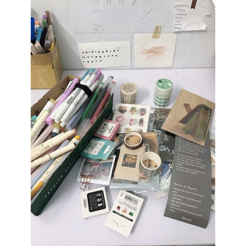 Lucky box ✨🌸🎀✏️