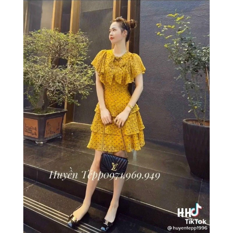 Pass váy xoè tầng