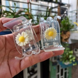 Kẹp tóc 5 răng trong đính hoa cúc