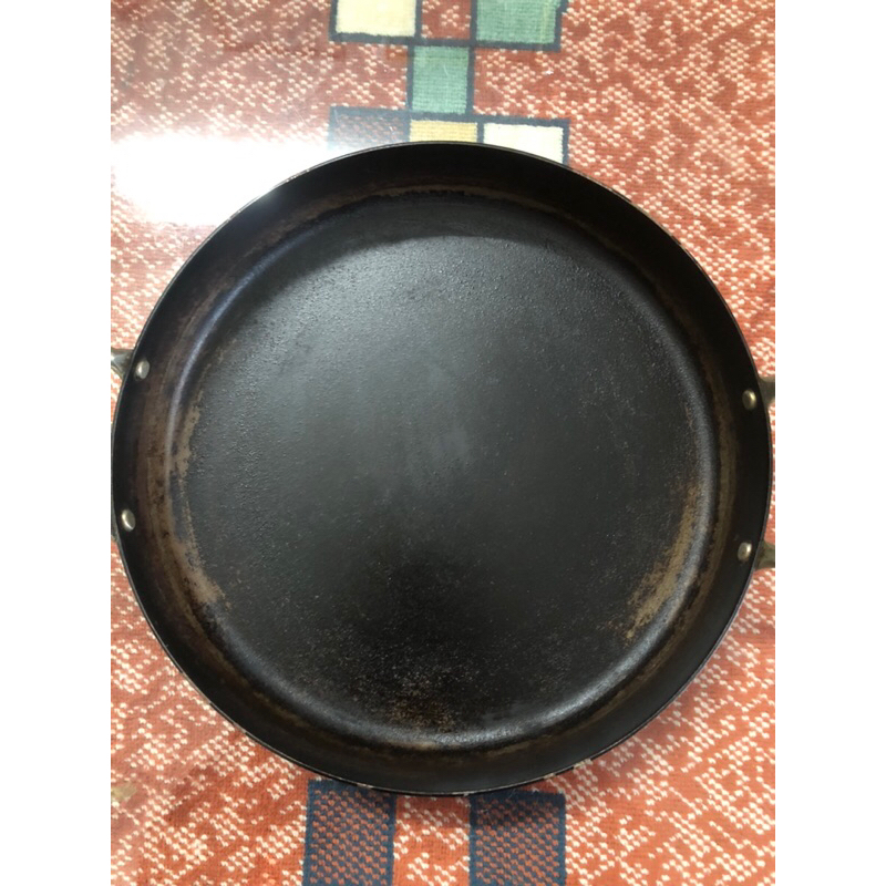 Chảo thép Nhật bãi