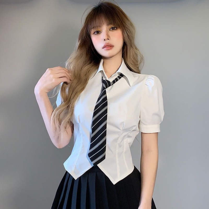 Áo sơ mi croptop Herbi bo eo tay phồng ngắn màu trắng kèm cà vạt phong cách hàn quốc thời trang nữ