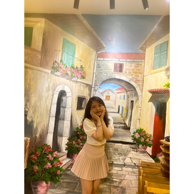 Áo croptop như hình