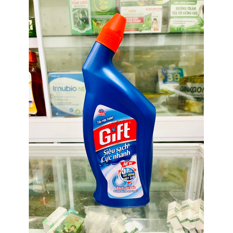 Nước tẩy bồn cầu Gift sạch vi khuẩn chai 600ml - 900ml