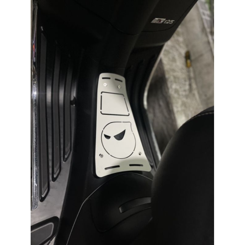 Baga sàn Maru's Factory kiểu dáng mới nhất version 2023 cho Vespa Sprint/ Prima