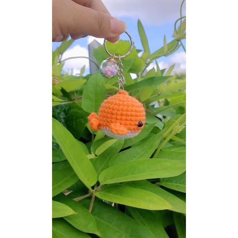 Móc khoá len cá voi mini