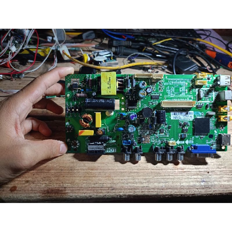 Bo mạch điện tivi TCL tồn kho