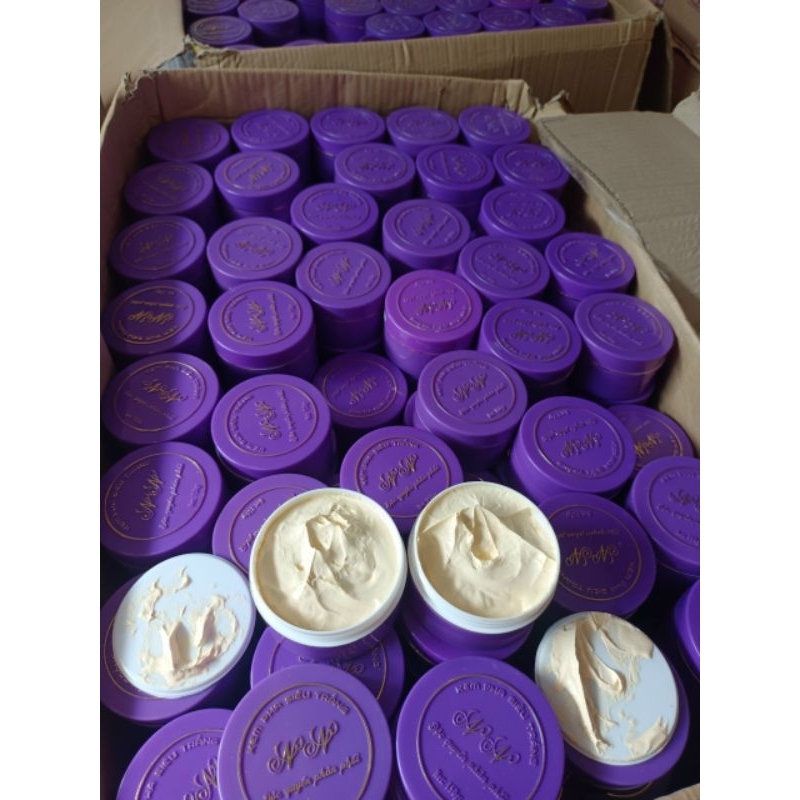 Kem dưỡng trắng da