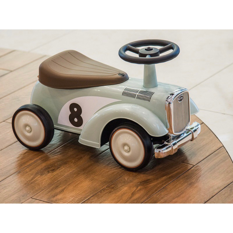 Xe oto chòi chân 668