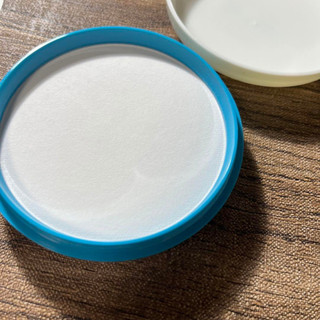 Phấn phủ Shiseido kiềm dầu kiêm phấn rôm em bé 50g