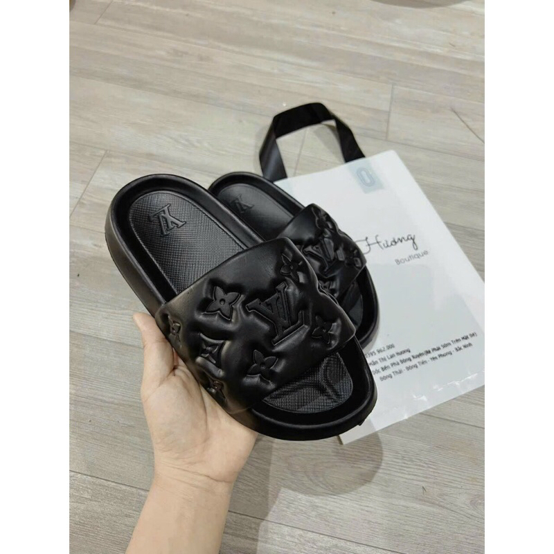 Dép bánh mì quai ngang nam và nữ unisex vân LV dập nổi sang chảnh