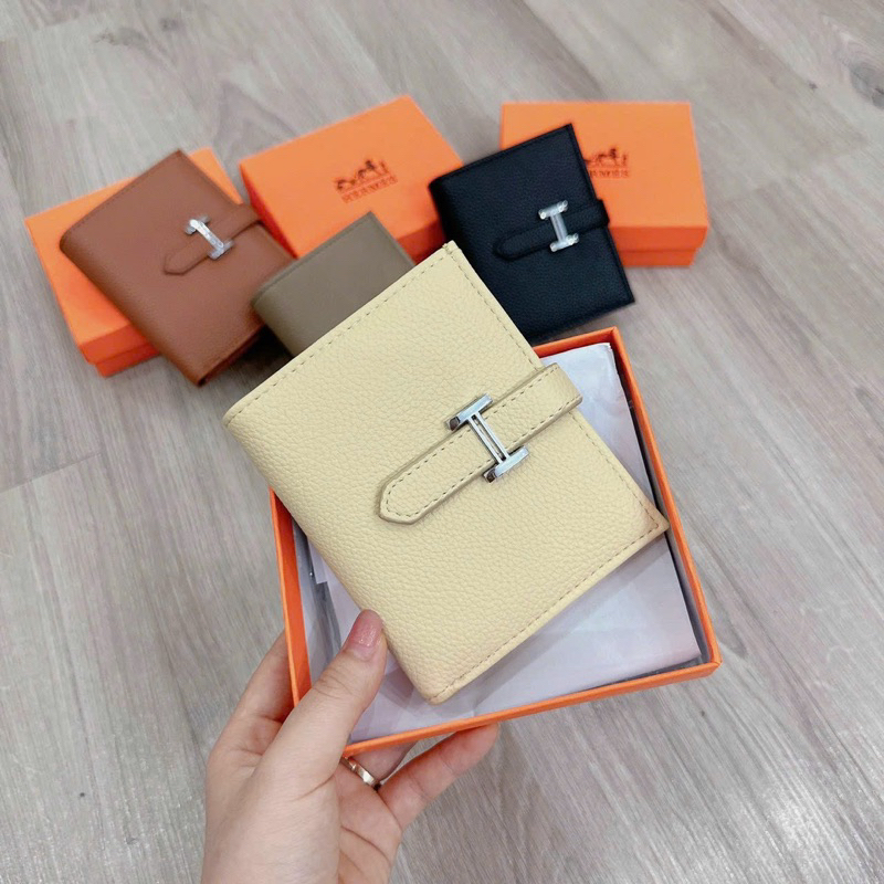 Ví Hờ M mini nhỏ gọn