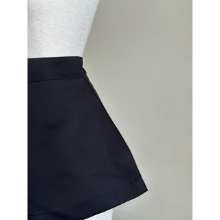 QUẦN SHORT LƯNG CAO PLUM SHORT