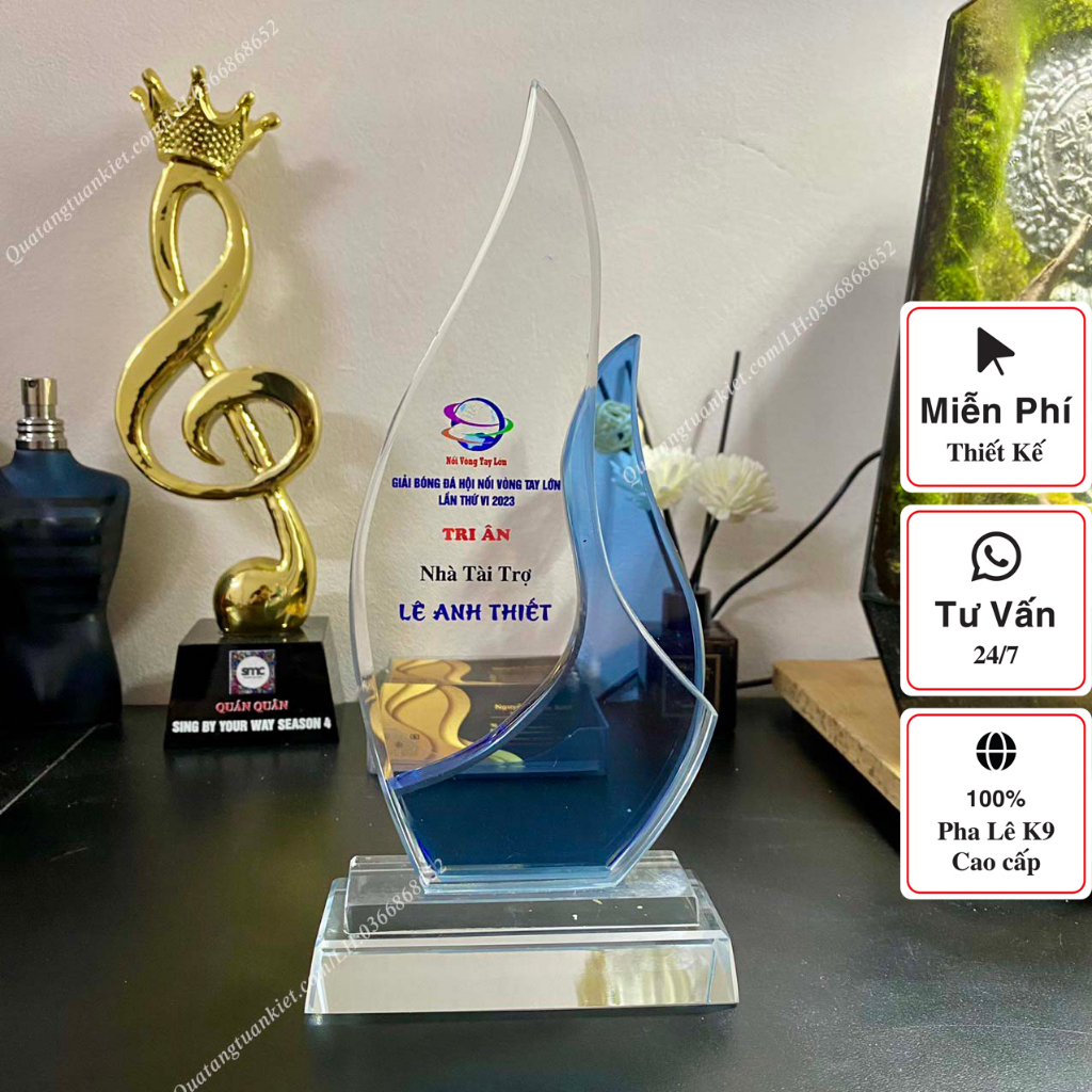 Cúp vinh danh pha lê ngọn lửa xanh trắng