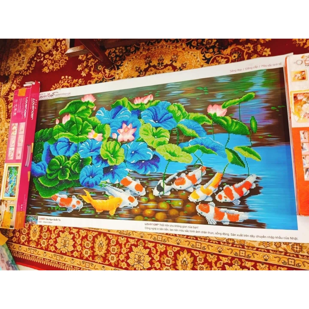 Tranh đính đá cá chép hoa sen mẫu mới