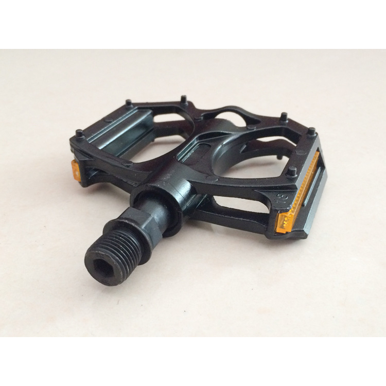 Pedan bàn đạp xe đạp WELLGO dành cho xe đạp leo núi MTB m195 9/16"