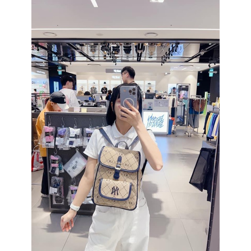 Balo MLB monogram dáng vuông