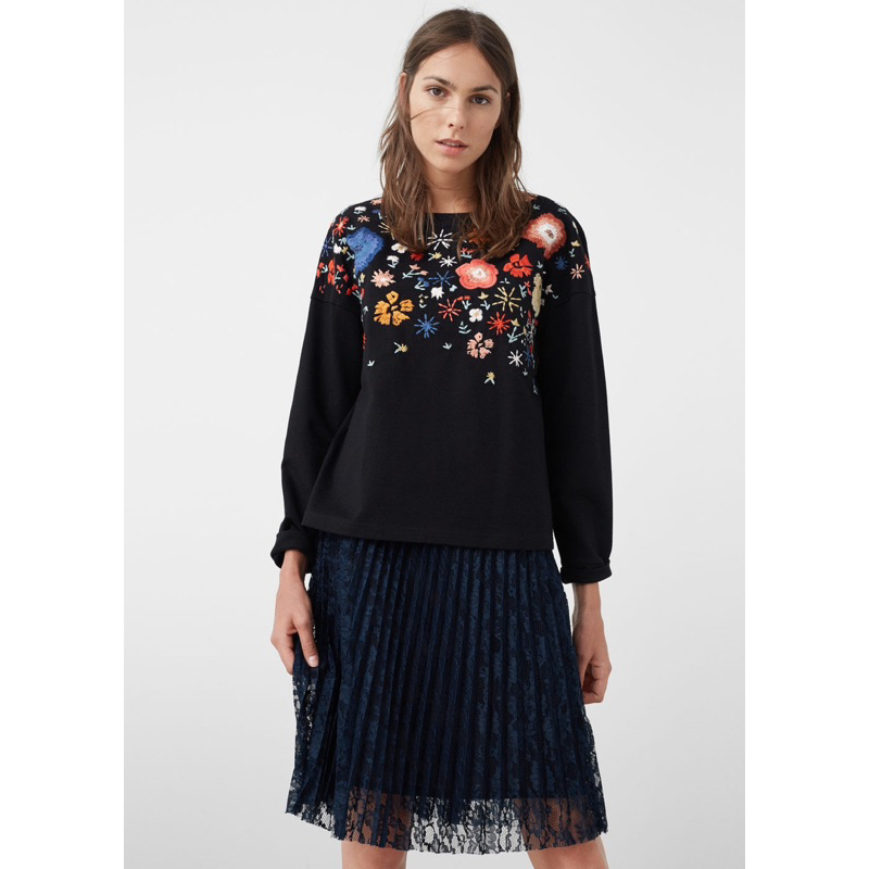 Áo sweater MANGO thêu size S