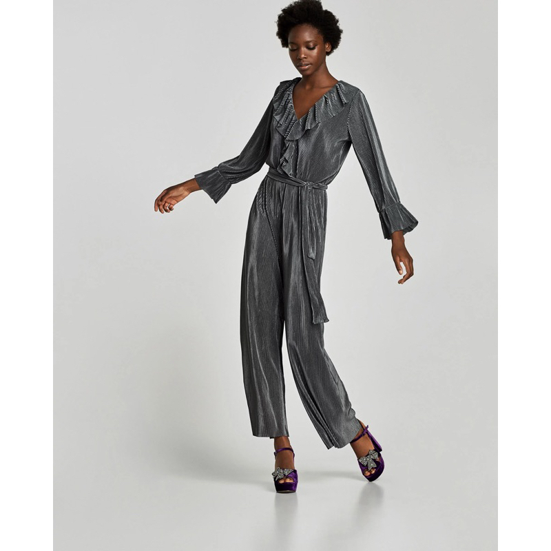 Jumpsuit ZARA xếp ly size S (kèm belt)