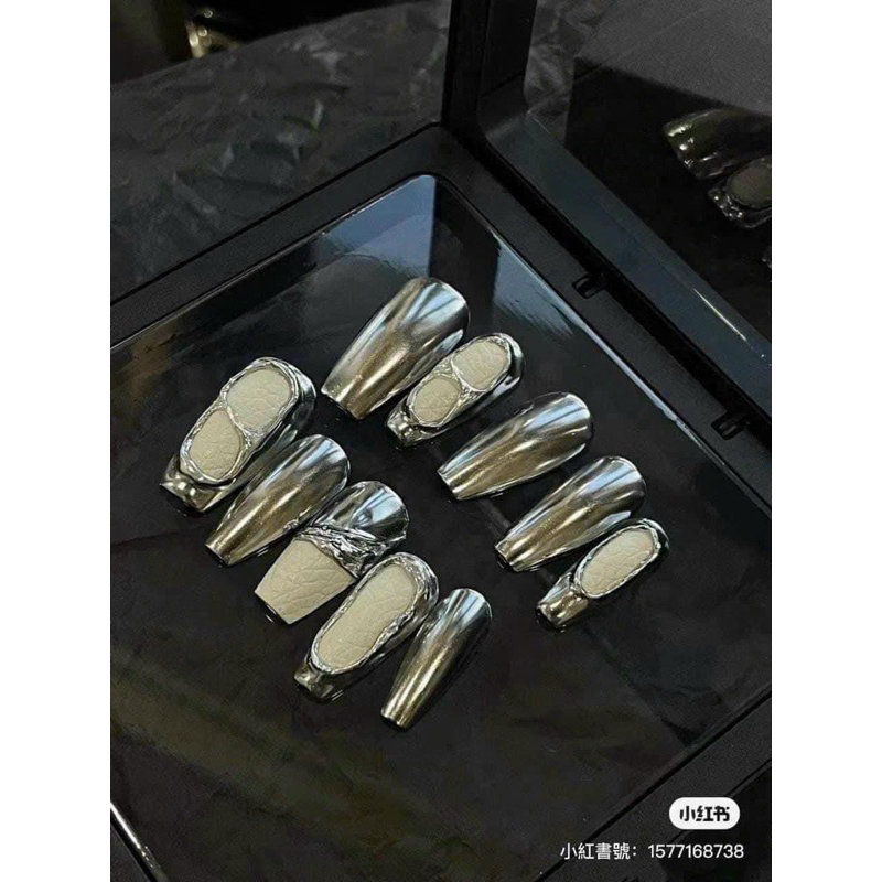 Set tráng gương nén tone pink gold