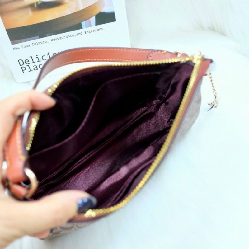 TÚI C0ACH NOLITA 19 KẸP NÁCH SANG CHẢNH