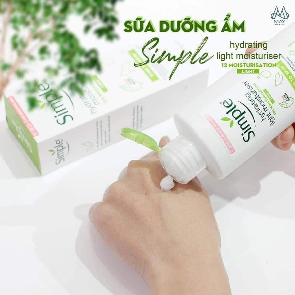 SỮA DƯỠNG DA SIMPLE KIND TO SKIN HYDRATING LIGHT MOISTURISER 50ml