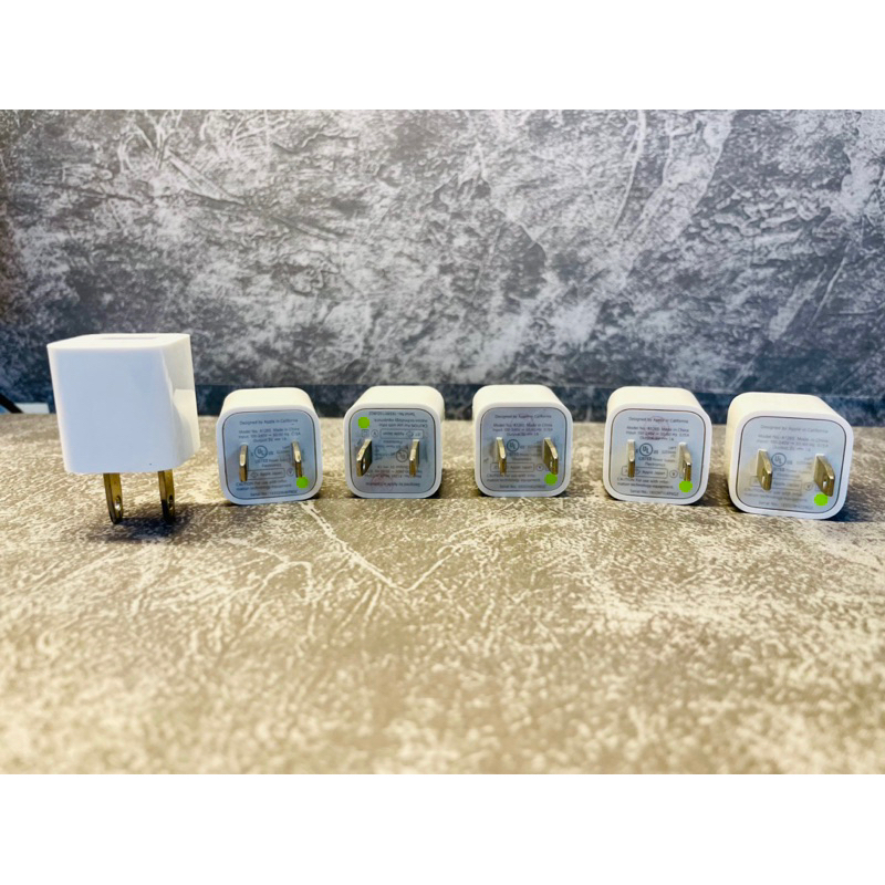 Củ sạc zin chấm xanh chính hãng công suất 5w không lo chai pin hình thức 98%