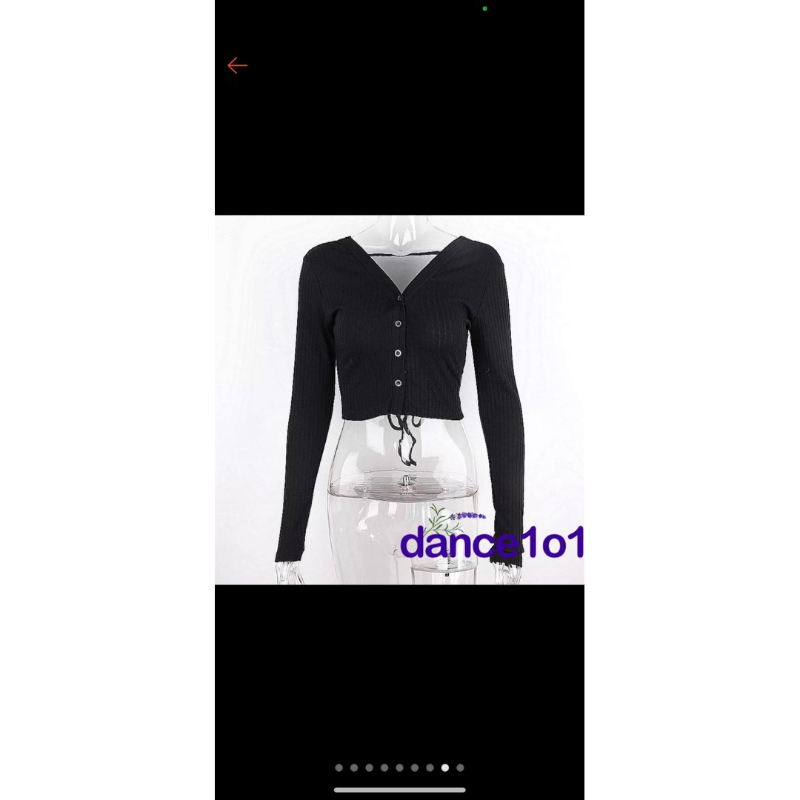 Áo cardigan hở lưng giống Jennie Blackpink
