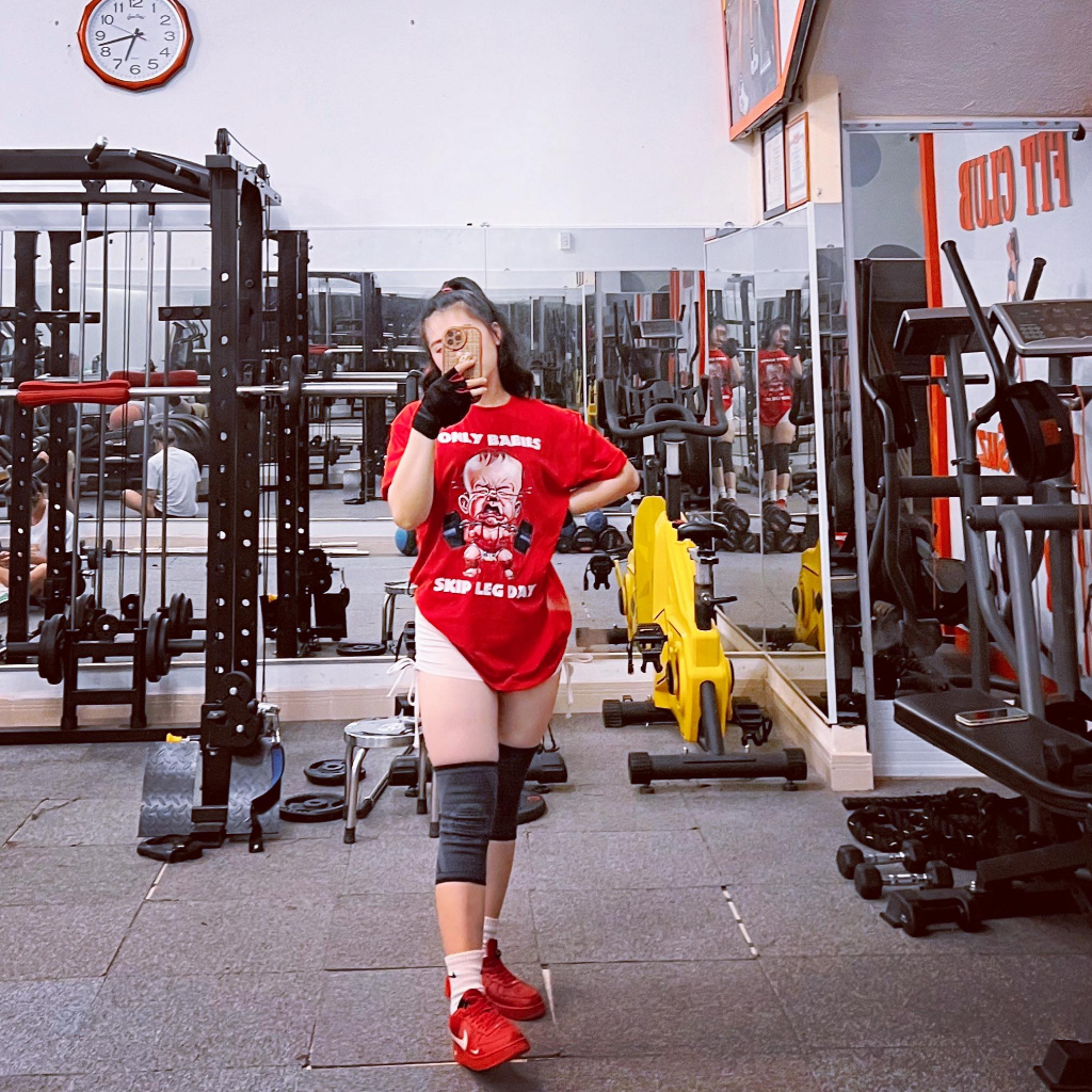 Áo thun ONLY BABIES SKIP LEG DAY vải cotton 100% dày dặn form rộng