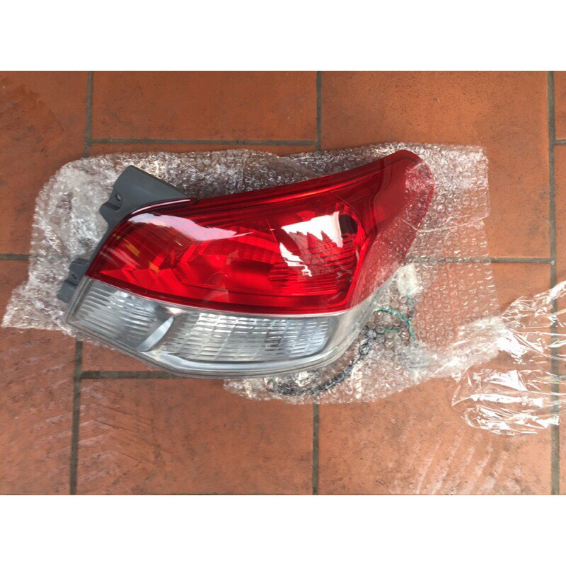 Đèn hậu mitsubishi attrage 2014 2015 2016 2017 2018 2019